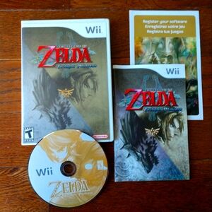The Legend of Zelda Twilight Princess Nintendo Wii Game Manual CIB